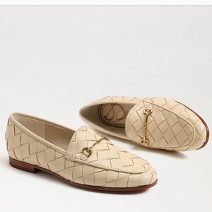 Sam Edelman LORAINE WOVEN BIT LOAFER
$150 women 6.5
new store display 
Eggshell